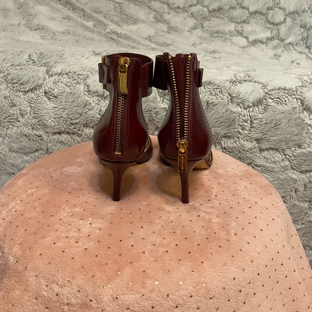 Michael Kors maroon/burgundy ankles wrap heels - Picture 9 of 10